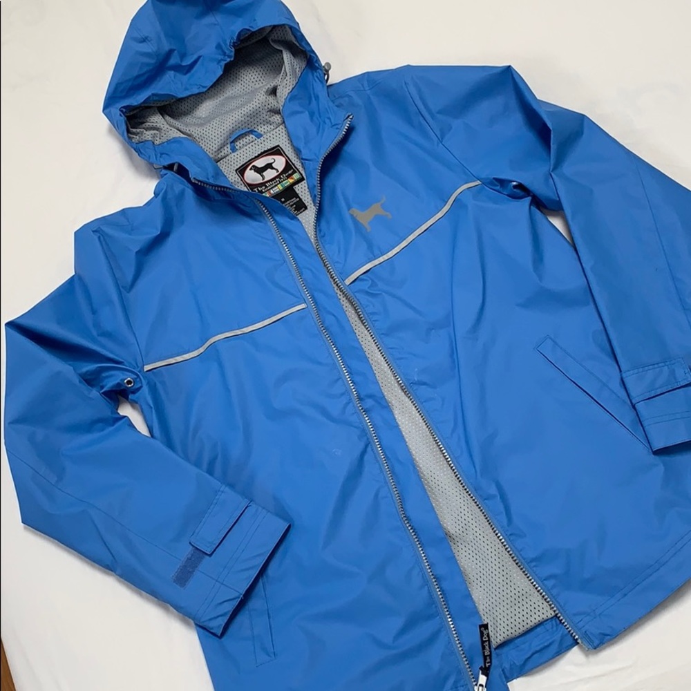 Black dog medium rain jacket
